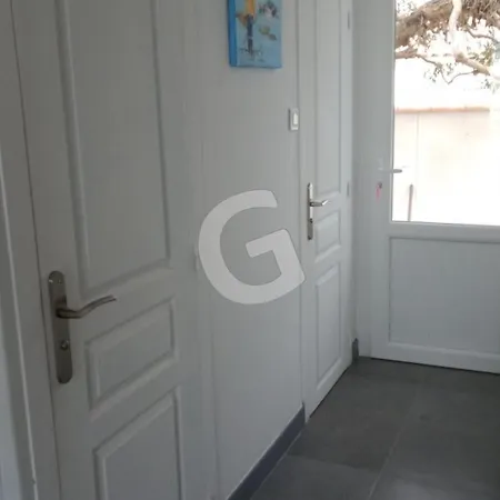 Maison Proche Pour 8 Personnes Avec Terrasse, Proche Commerces Et Activités, - Fr-1-357-297 * La Tranche-sur-Mer