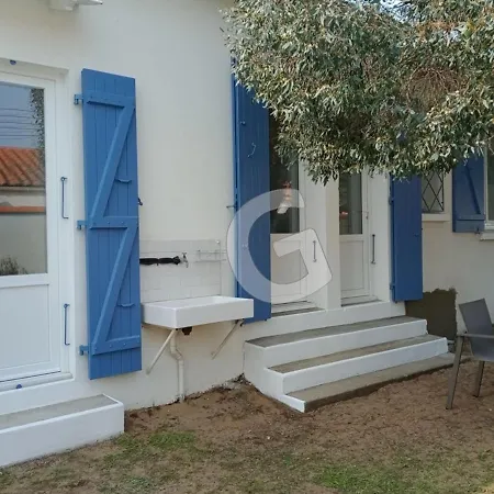 Hébergement de vacances Maison Proche Pour 8 Personnes Avec Terrasse, Proche Commerces Et Activités, - Fr-1-357-297 La Tranche-sur-Mer