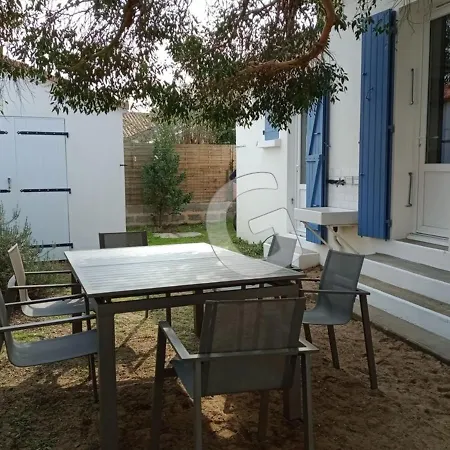 Maison Proche Pour 8 Personnes Avec Terrasse, Proche Commerces Et Activites, - Fr-1-357-297 * La Tranche-sur-Mer